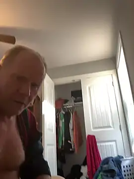 Snapshot of masterjerseyjoe chatting on January 10, 2:55 pm masterjerseyjoe online show from January 10, 2:55 pm