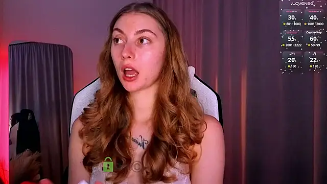 Snapshot of lady_curls chatting on September 11, 9:48 pm lady curls online show from September 11, 9:48 pm