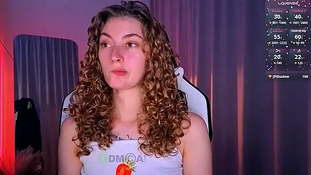 Snapshot of lady_curls chatting on September 16, 9:05 pm lady curls online show from September 16, 9:05 pm