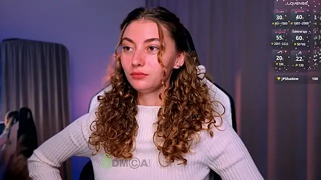 Snapshot of lady_curls chatting on September 25, 9:40 pm lady curls online show from September 25, 9:40 pm