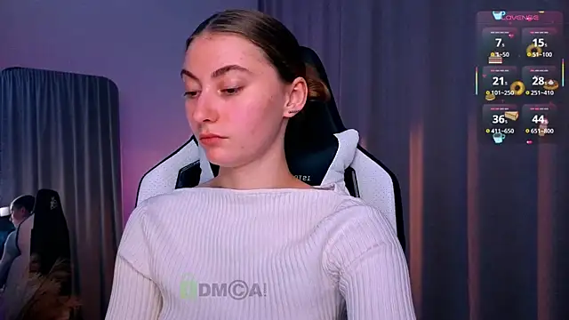 Snapshot of lady_curls chatting on September 30, 8:47 pm lady curls online show from September 30, 8:47 pm