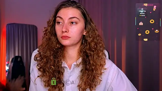 Snapshot of lady_curls chatting on October 10, 7:57 pm lady curls online show from October 10, 7:57 pm