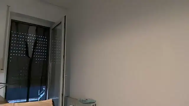 EmilyWi  online show from October 13, 4:51 pm