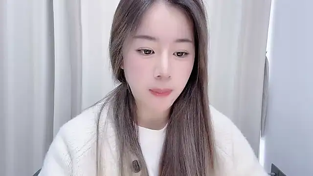 chloe-01 online show from December 19, 5:07 am