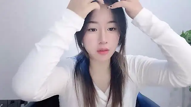 chloe-01 online show from January 16, 5:00 am