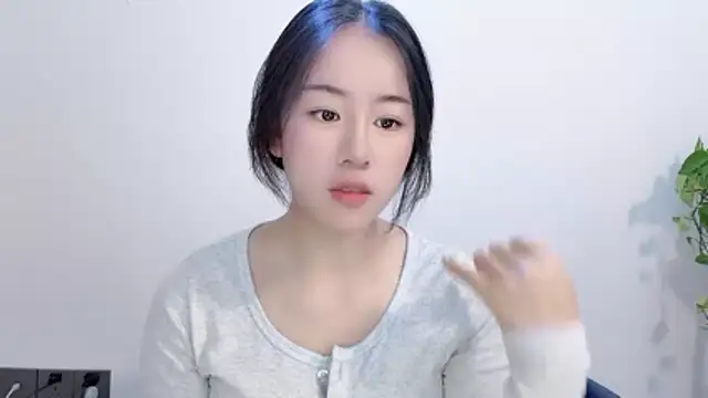 chloe-01 online show from January 18, 4:27 am