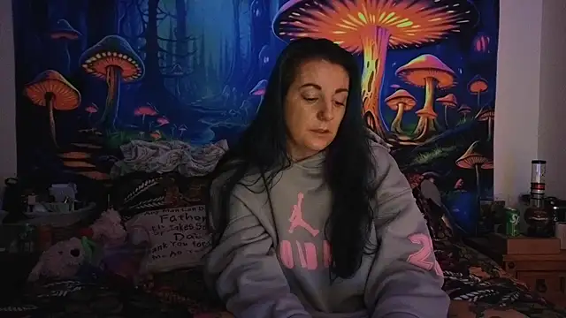 Snapshot of tattoomilf86 chatting on January 3, 7:50 pm tattoomilf86 online show from January 3, 7:50 pm