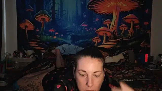 Snapshot of tattoomilf86 chatting on January 26, 3:36 pm tattoomilf86 online show from January 26, 3:36 pm