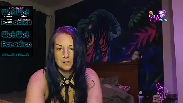 Snapshot of tattoomilf86 chatting on February 16, 9:11 pm tattoomilf86 online show from February 16, 9:11 pm