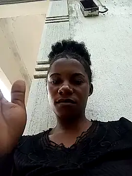 Yourlittlegirl19 online show from December 16, 11:44 am