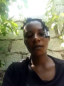 Yourlittlegirl19 online show from December 28, 10:03 am