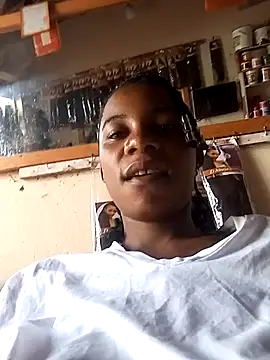 Yourlittlegirl19 online show from January 4, 5:48 am