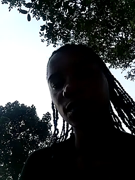 Yourlittlegirl19 online show from January 29, 6:01 am
