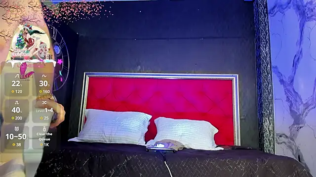 Snapshot of MaximusDick1_ chatting on December 16, 12:16 pm MaximusDick1 online show from December 16, 12:16 pm