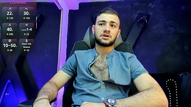 Snapshot of MaximusDick1_ chatting on September 10, 4:12 am MaximusDick1 online show from September 10, 4:12 am