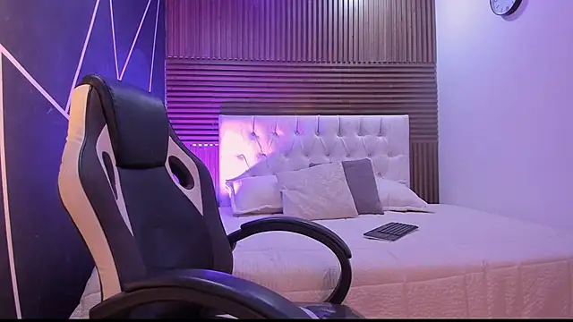 MaximusDick1  online show from March 7, 1:52 pm