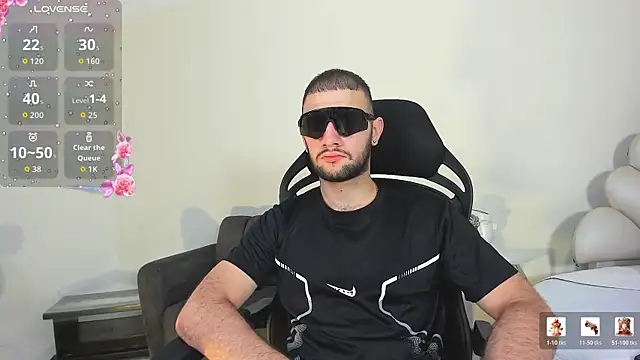 MaximusDick1  online show from July 1, 12:29 pm