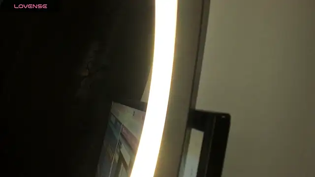 Snapshot of issa_kitty chatting on October 28, 7:16 pm issa kitty online show from October 28, 7:16 pm