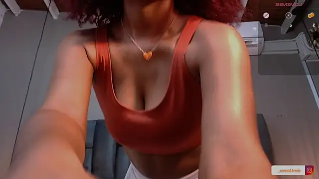 Lorena Vieira  online show from January 10, 11:18 pm