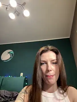 the perfectgirl online show from February 13, 5:31 pm