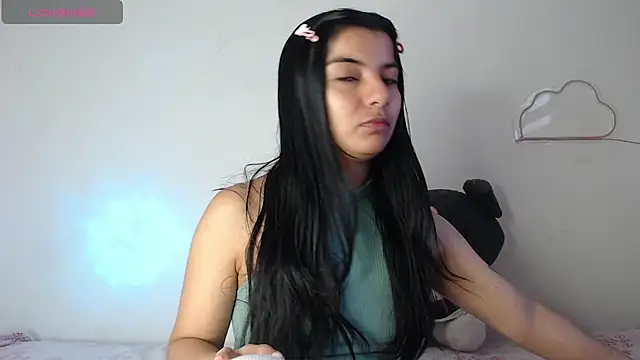 Snapshot of sofi_soft_ chatting on November 22, 4:06 pm sofi soft online show from November 22, 4:06 pm