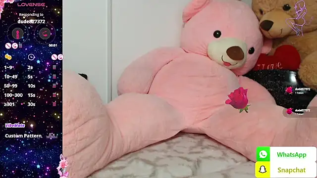 EvelynAisha online show from January 6, 7:13 pm