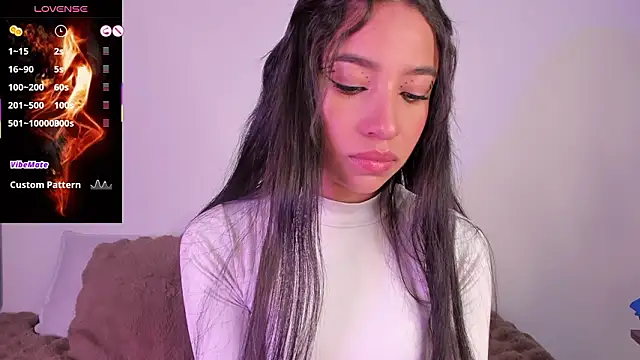 Snapshot of Mereo_leona chatting on March 7, 1:02 am Mereo leona online show from March 7, 1:02 am