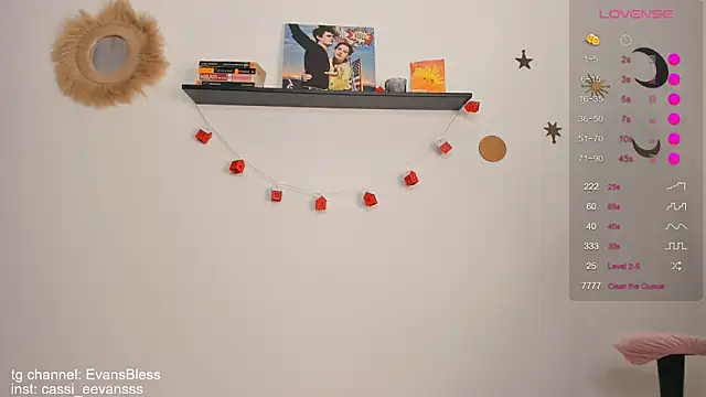 Cassie Ice online show from February 9, 5:55 am