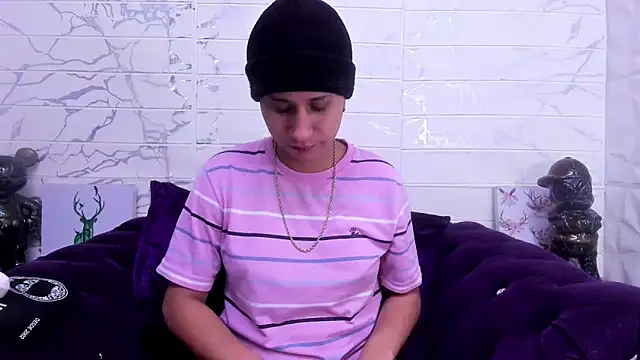 Snapshot of Im_Milan_Rs chatting on January 31, 12:06 am Im Milan Rs online show from January 31, 12:06 am