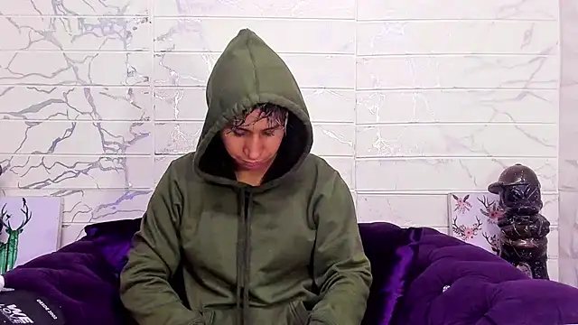 Snapshot of Im_Milan_Rs chatting on February 6, 12:22 am Im Milan Rs online show from February 6, 12:22 am