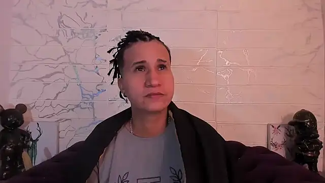 Snapshot of Im_Milan_Rs chatting on February 23, 9:44 am Im Milan Rs online show from February 23, 9:44 am