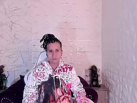 Snapshot of Im_Milan_Rs chatting on February 28, 7:56 pm Im Milan Rs online show from February 28, 7:56 pm