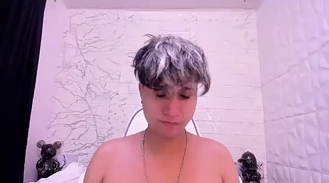 Snapshot of Im_Milan_Rs chatting on March 5, 3:08 am Im Milan Rs online show from March 5, 3:08 am