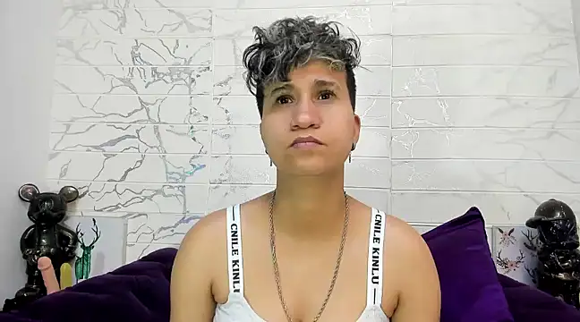 Snapshot of Im_Milan_Rs chatting on March 13, 1:10 am Im Milan Rs online show from March 13, 1:10 am