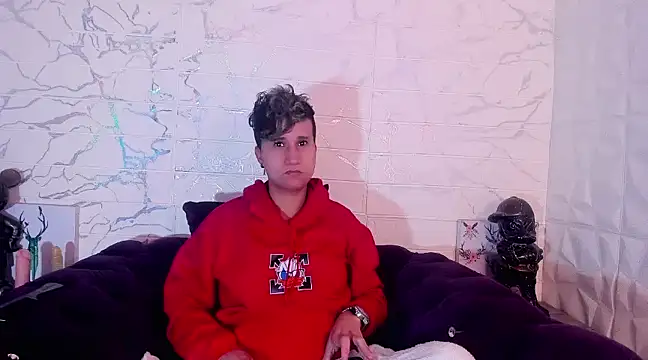 Snapshot of Im_Milan_Rs chatting on March 17, 7:13 am Im Milan Rs online show from March 17, 7:13 am