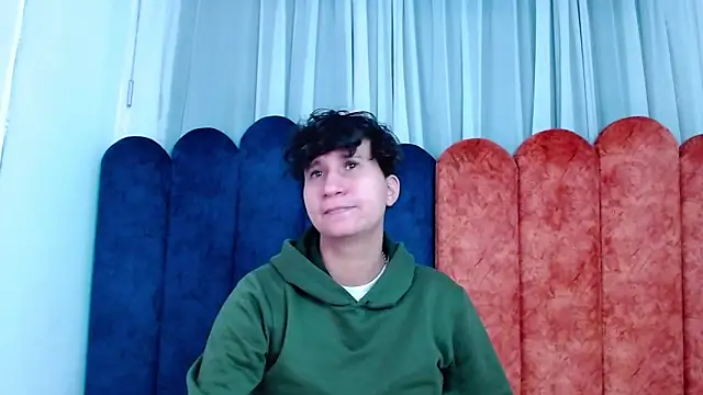 Snapshot of Im_Milan_Rs chatting on September 25, 2:48 am Im Milan Rs online show from September 25, 2:48 am