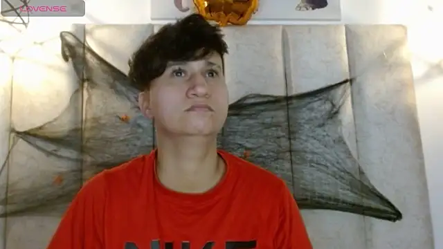 Snapshot of Im_Milan_Rs chatting on October 17, 4:15 am Im Milan Rs online show from October 17, 4:15 am