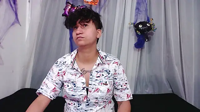 Snapshot of Im_Milan_Rs chatting on October 26, 4:07 am Im Milan Rs online show from October 26, 4:07 am