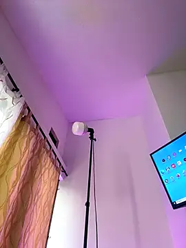 HannaSmiith online show from October 11, 1:20 pm