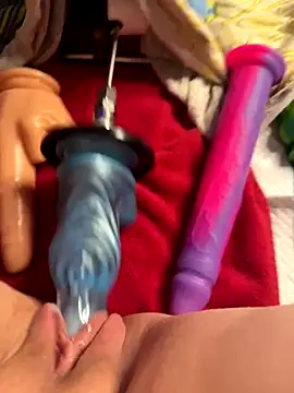 luisa1 online show from October 3, 6:49 pm