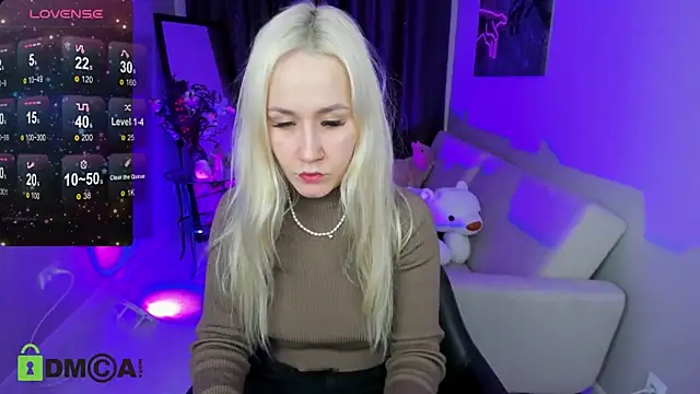 Bunny  of love online show from January 28, 1:59 pm