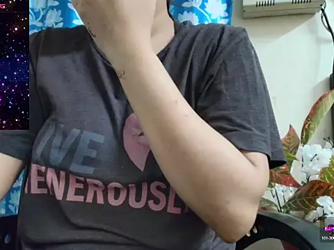 Reika 01 online show from June 5, 2:07 am