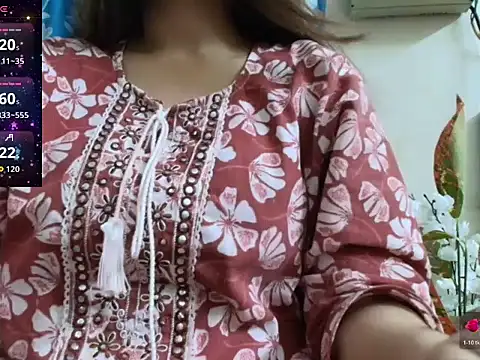 Reika 01 online show from June 12, 12:42 am