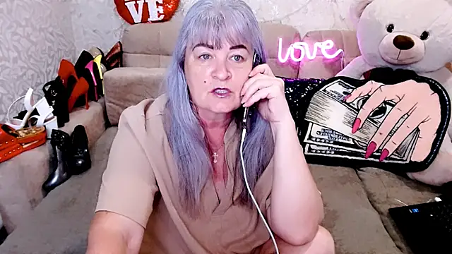 SiberiabBerry online show from May 6, 1:27 pm