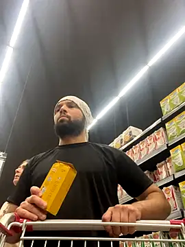 Snapshot of Gasc_1992 chatting on November 1, 8:11 pm Gasc 1992 online show from November 1, 8:11 pm