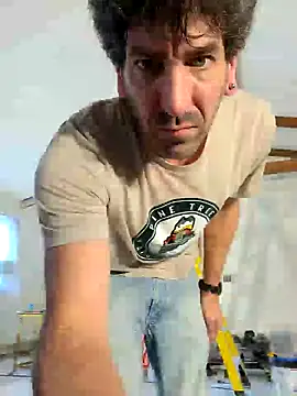 Snapshot of StrokeKing42 chatting on December 4, 7:01 pm StrokeKing42 online show from December 4, 7:01 pm