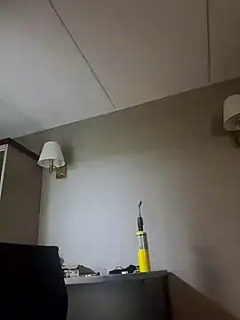 Snapshot of StrokeKing42 chatting on February 28, 5:59 am StrokeKing42 online show from February 28, 5:59 am