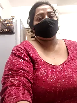 Snapshot of zeepe19 chatting on September 28, 3:28 pm zeepe19 online show from September 28, 3:28 pm