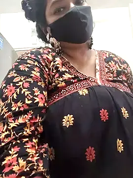 Snapshot of zeepe19 chatting on October 19, 5:13 pm zeepe19 online show from October 19, 5:13 pm