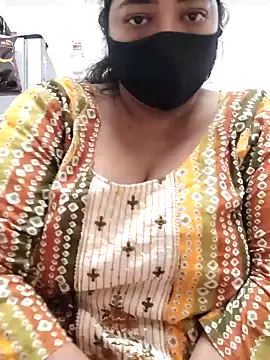 Snapshot of zeepe19 chatting on October 28, 8:07 am zeepe19 online show from October 28, 8:07 am